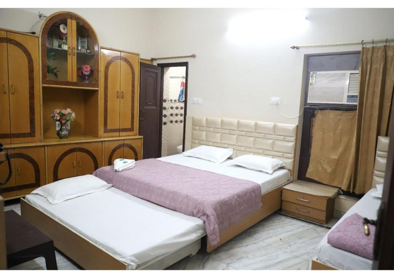 Rk Lodge Amritsar Oda fotoğraf