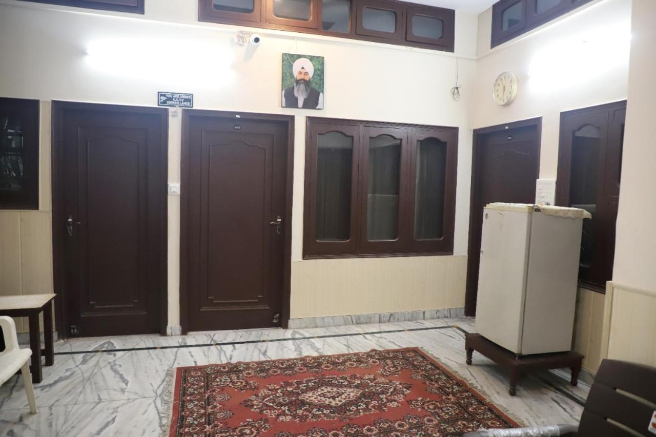 Rk Lodge Amritsar Dış mekan fotoğraf