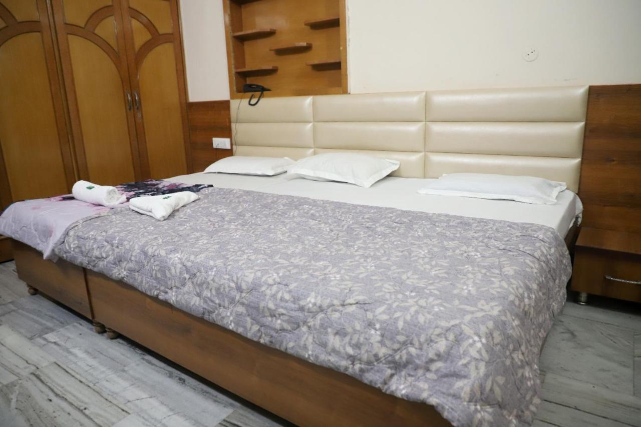 Rk Lodge Amritsar Dış mekan fotoğraf