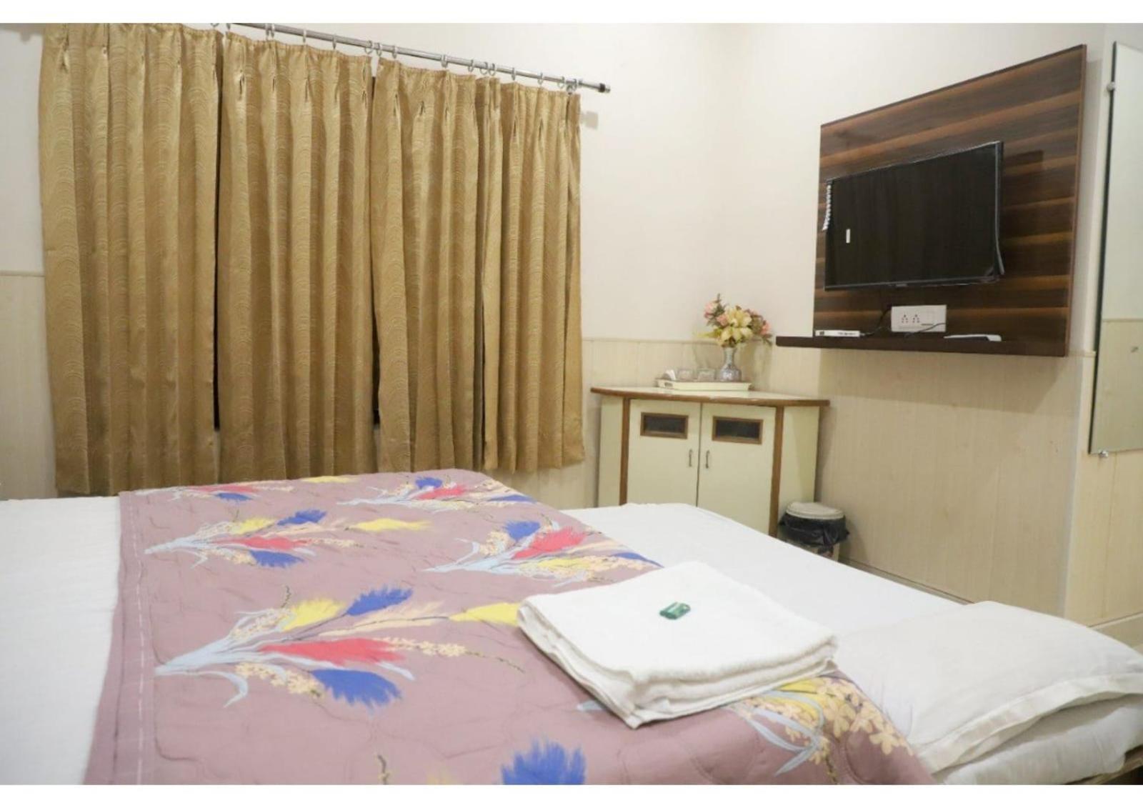 Rk Lodge Amritsar Dış mekan fotoğraf