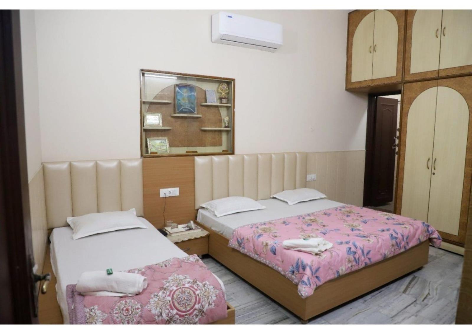 Rk Lodge Amritsar Dış mekan fotoğraf