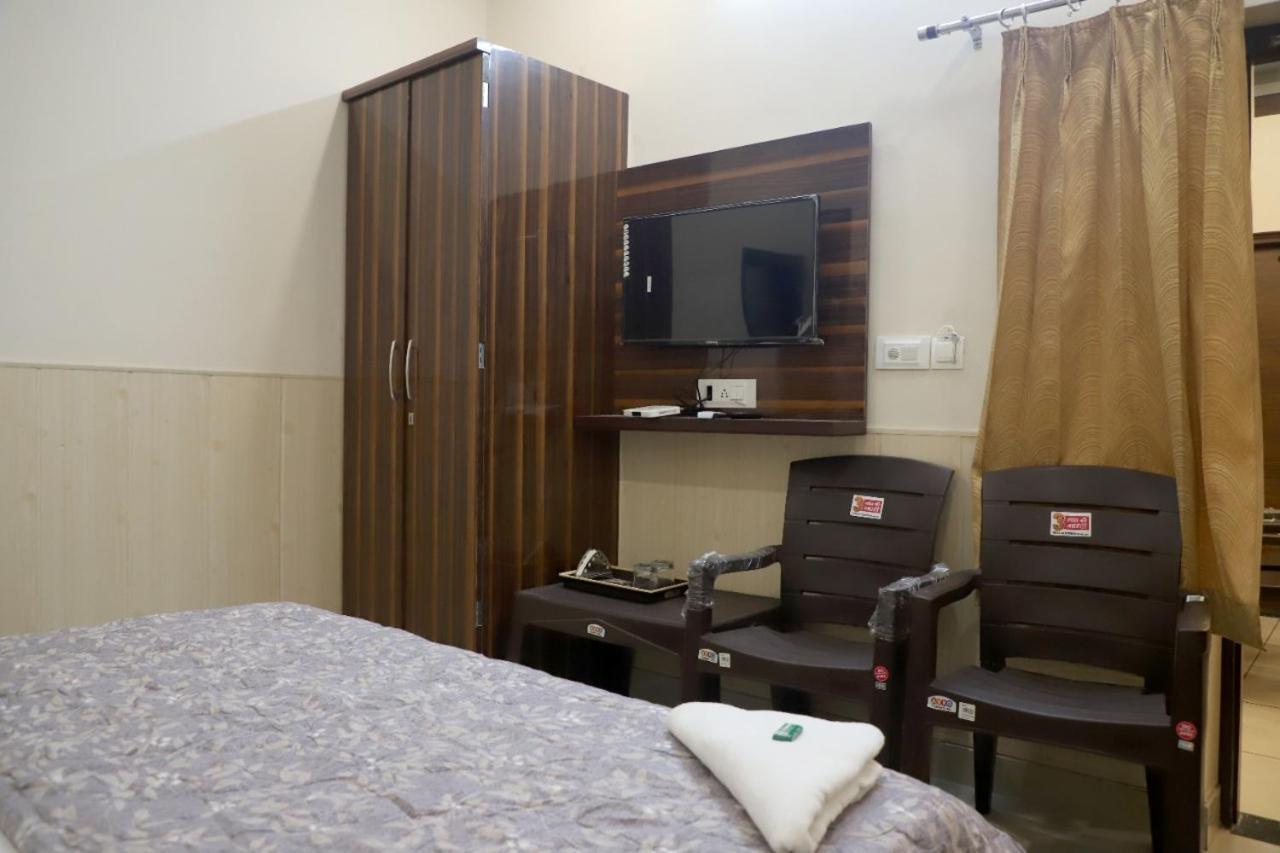 Rk Lodge Amritsar Dış mekan fotoğraf