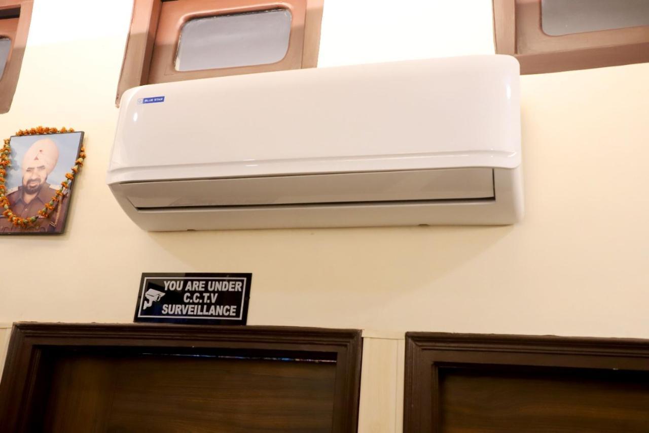 Rk Lodge Amritsar Dış mekan fotoğraf