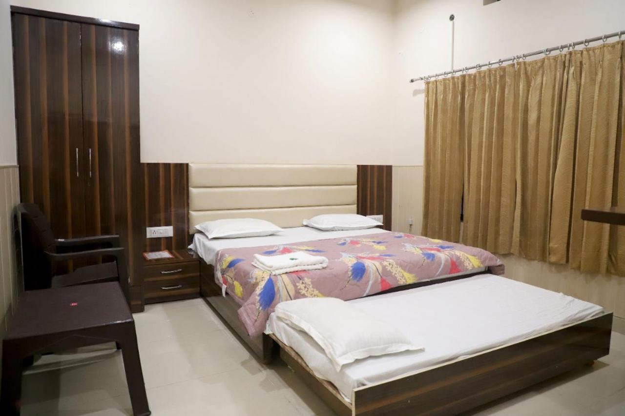 Rk Lodge Amritsar Dış mekan fotoğraf